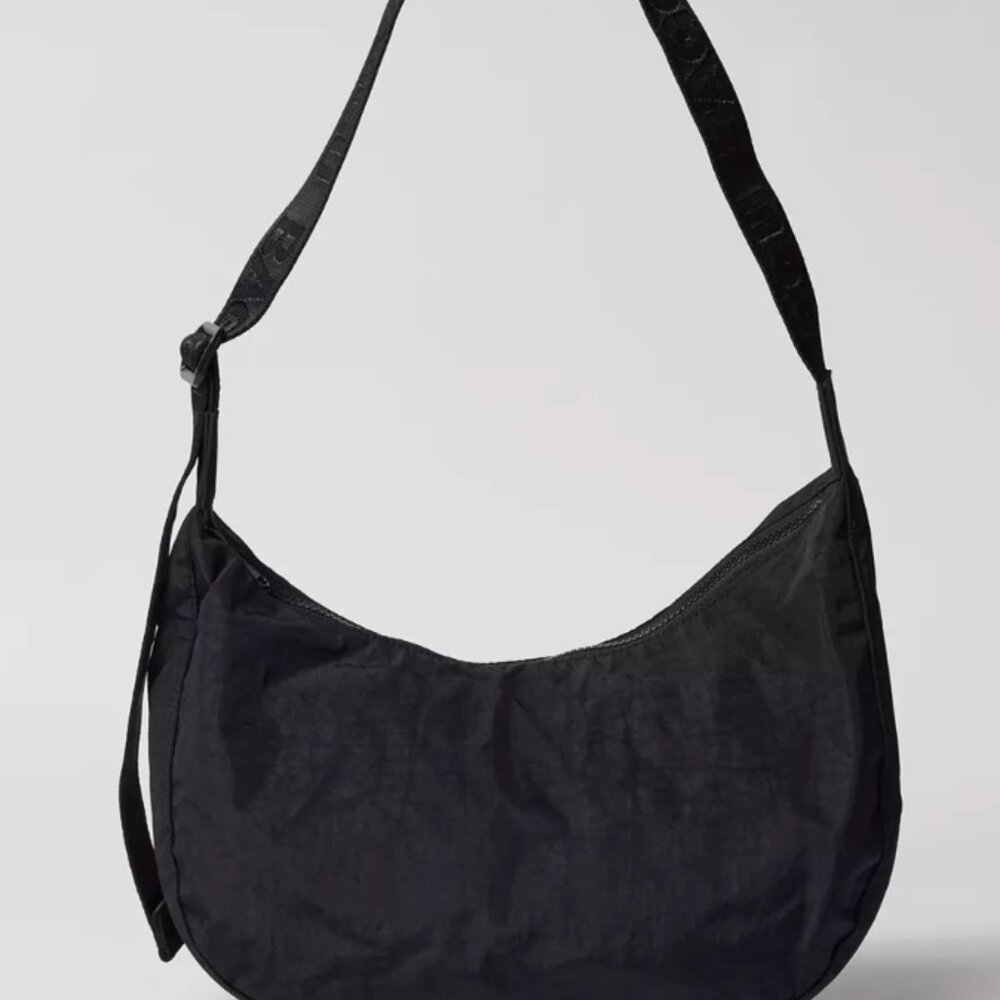 BRAND NEW BLACK BAGGU BAG- MEDIUM CRESCENT SIZE BAG